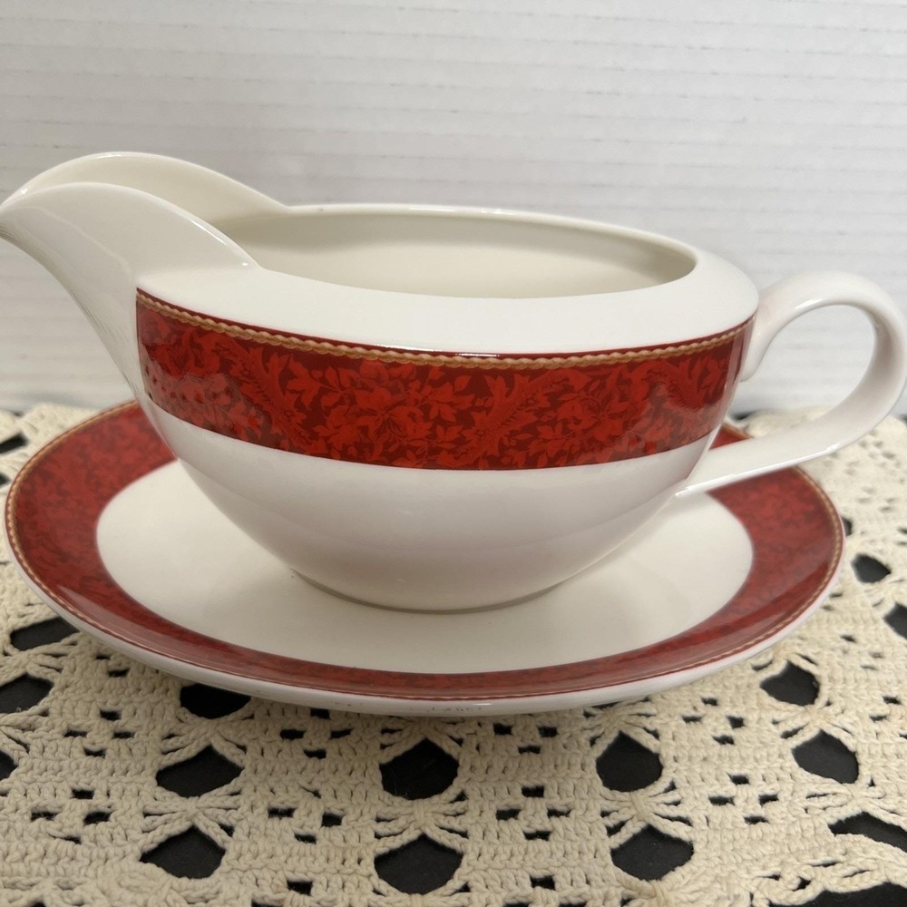 Hallmark Sakura Gravy Boat & Tray White & Red Trim Holiday Abundance - Picture 3 of 4